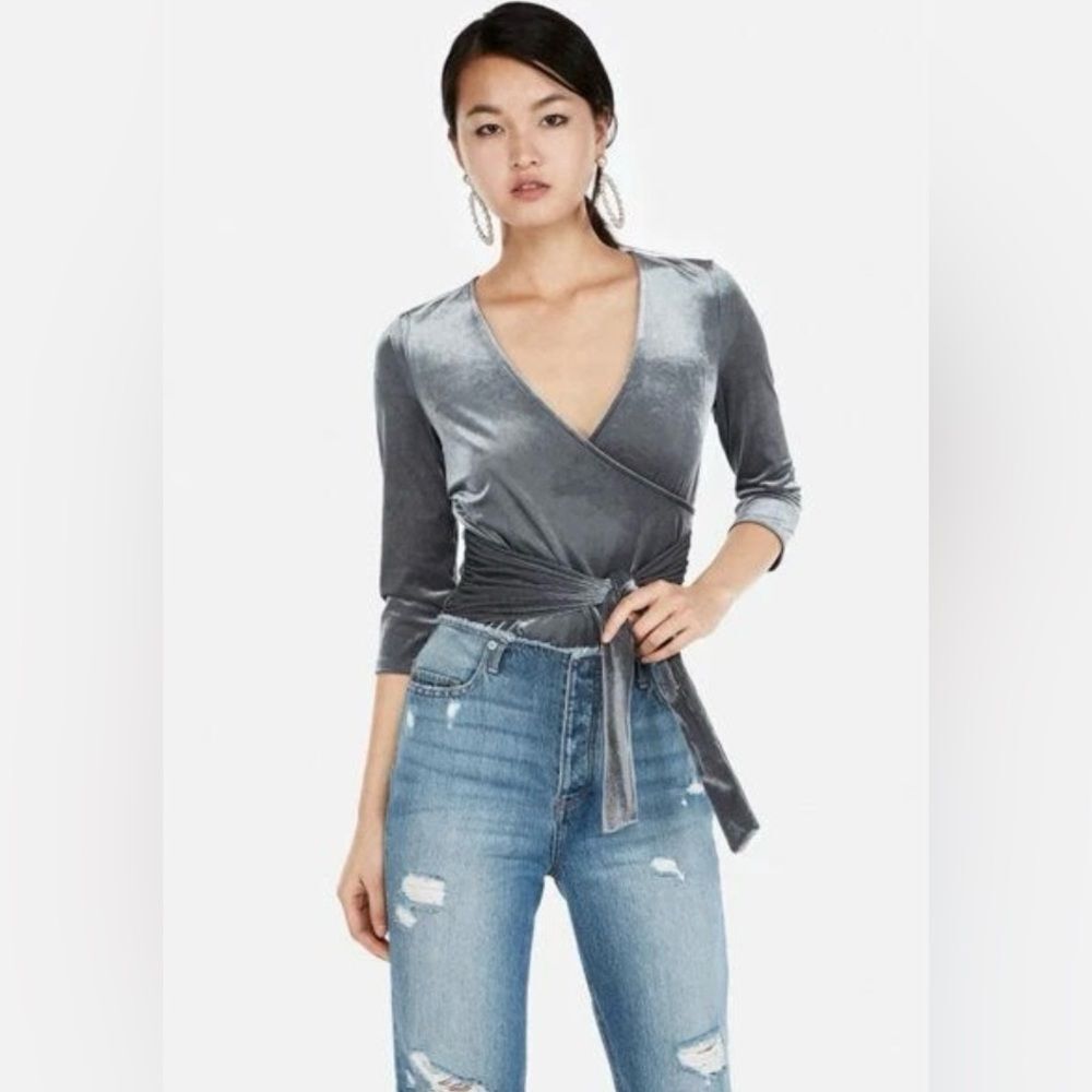 EXPRESS Grey Velour Ribbed V-Neck 3/4 Sleeve Faux Wrap Tie Front Top